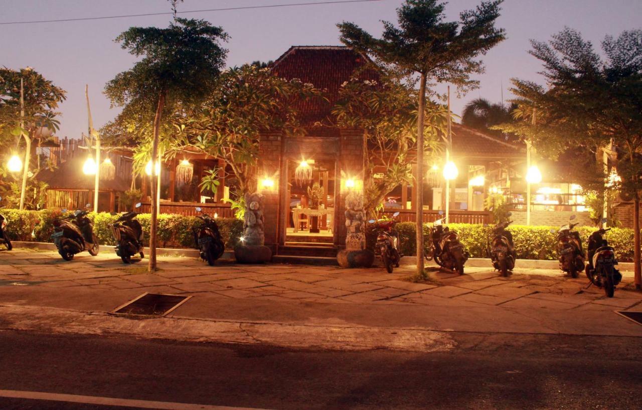 Hotel Premier Surf Camp à Canggu Extérieur photo